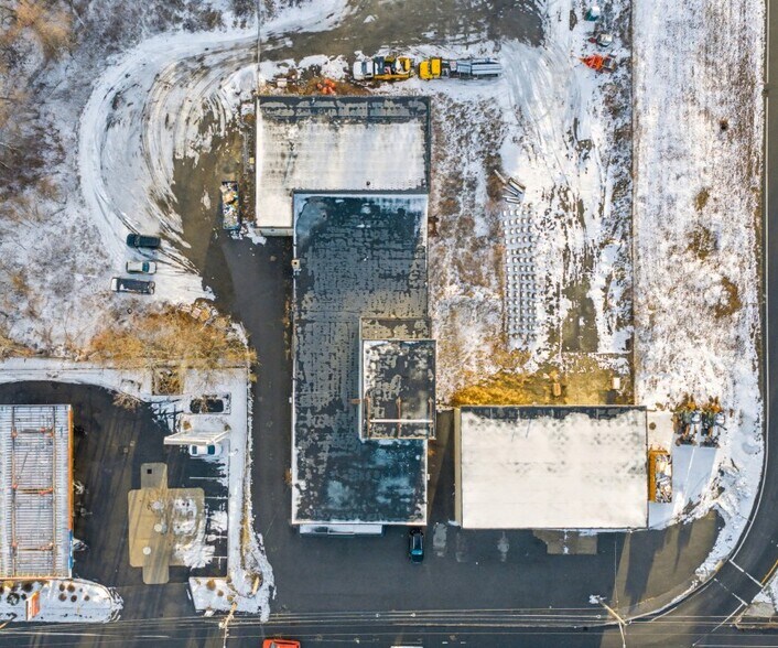 More Photos Of 223 Winthrop Ave, Lawrence Industrial For Sale