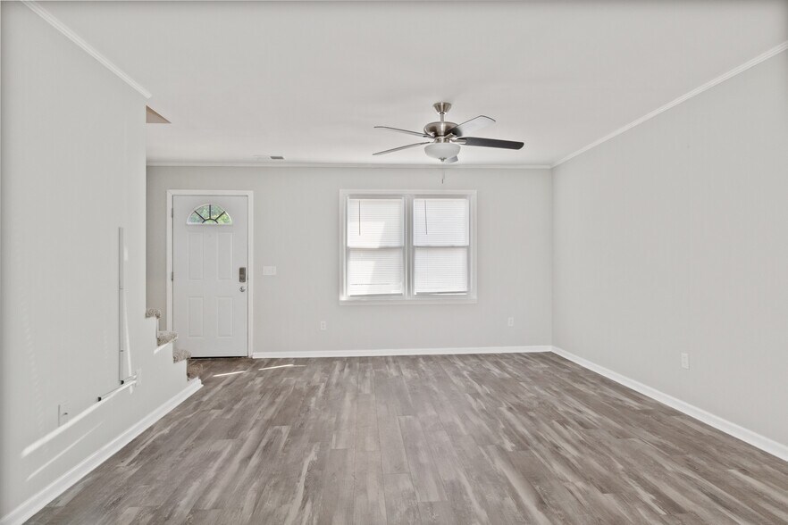 More Photos Of 2000 Old Tullahoma Rd, Winchester Apartments For Sale