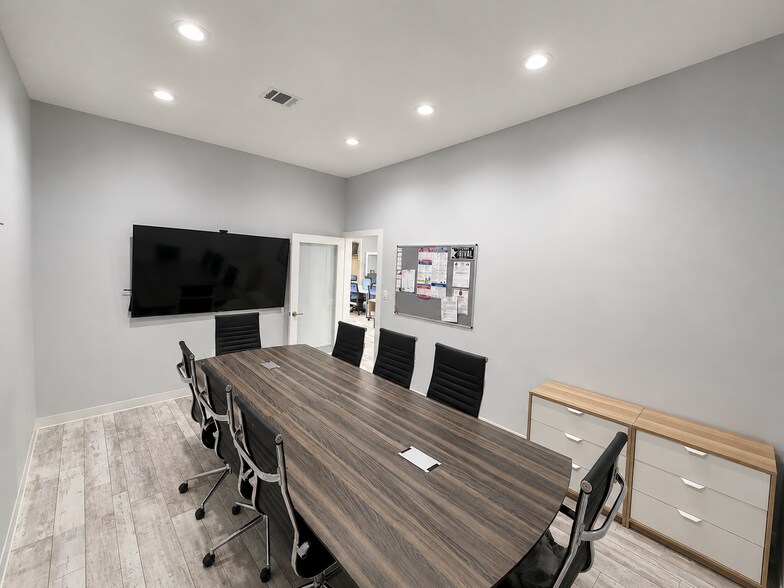 More Photos Of 21219 Blair Rd, Conroe Industrial For Sale