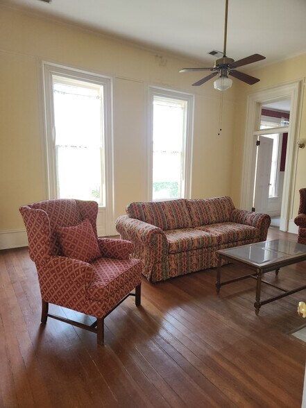 More Photos Of 1402 2nd Ave, Columbus Office For Sale