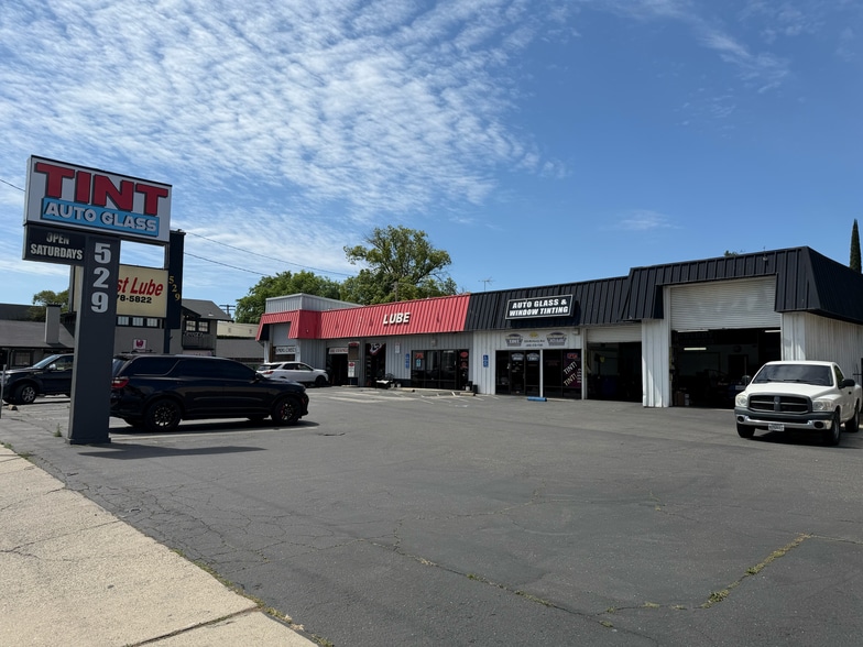 Primary Photo Of 529 McHenry Ave, Modesto Freestanding For Sale