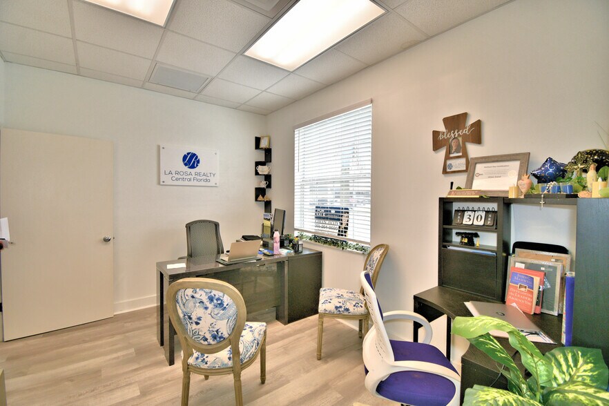 More Photos Of 43344 Highway 27, Davenport Coworking Space