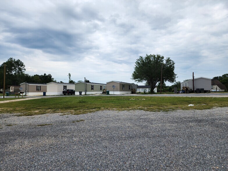 Primary Photo Of 8159 AL Highway 9, Cedar Bluff Manufactured Housing Mobile Home Park For Sale
