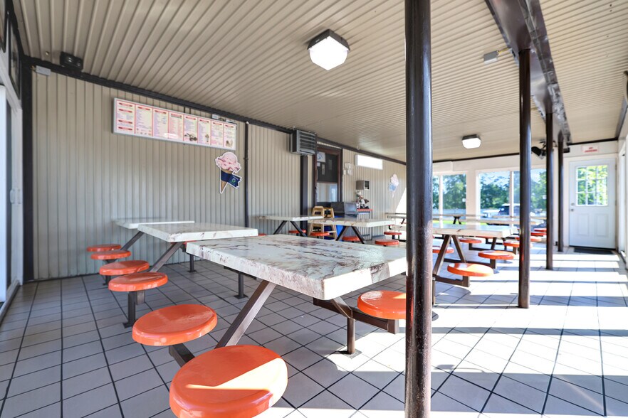 More Photos Of 232 Main St, Van Buren Restaurant For Sale