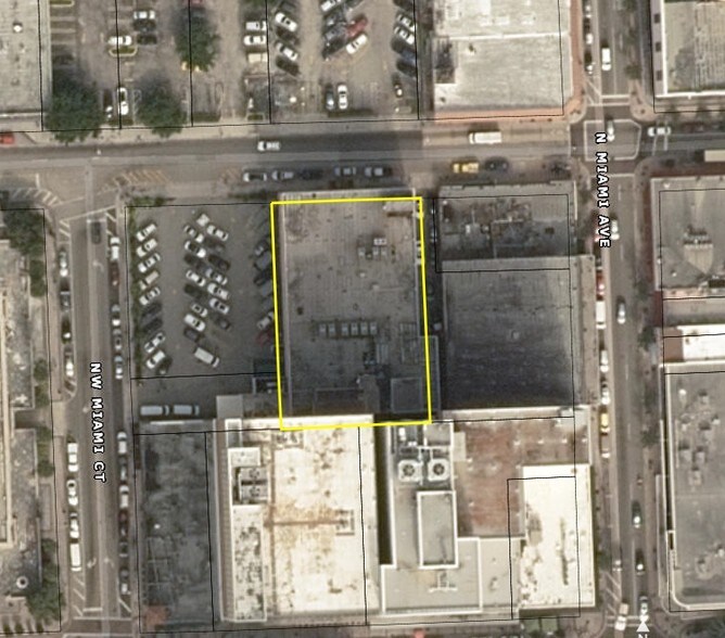 More Photos Of 22 NW 1st St, Miami Office For Sale