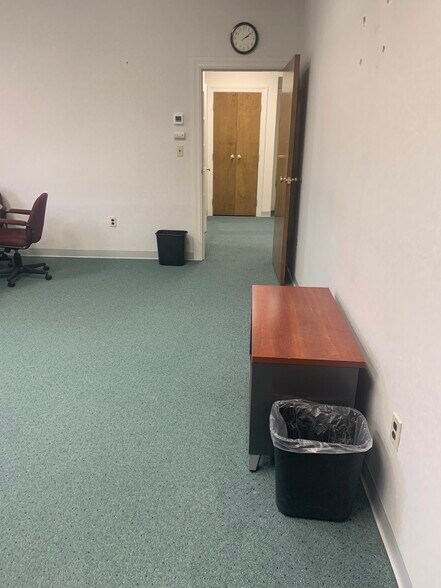 More Photos Of 191 Godwin Ave, Wyckoff Office For Lease