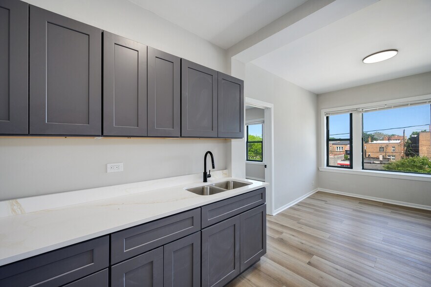 More Photos Of 1210 W 83rd St, Chicago Apartments For Sale