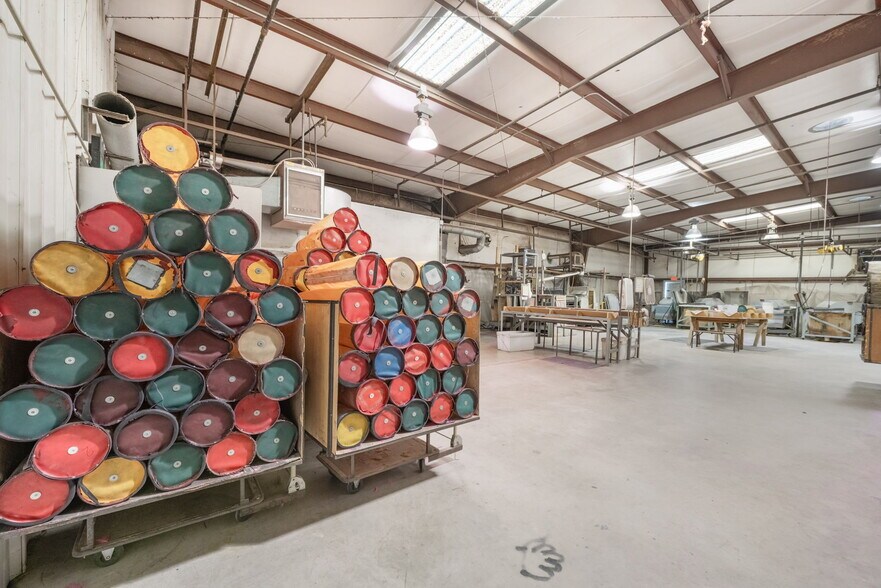 More Photos Of 480 Pat Ave, Overton Industrial For Sale