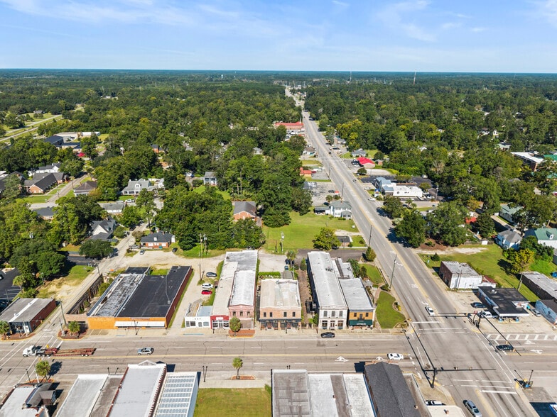 More Photos Of 219-221 N Parler Ave, Saint George Restaurant For Sale