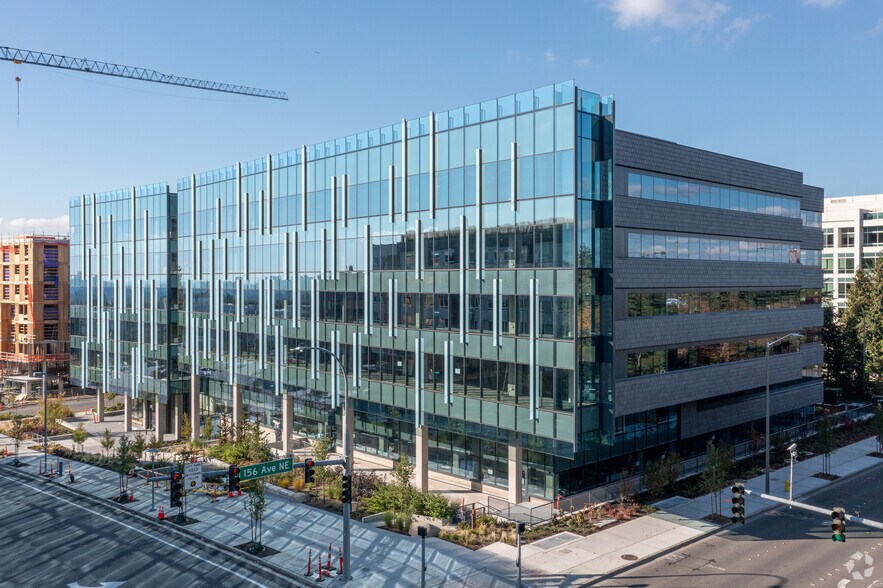 More Photos Of 15550 NE Turing St, Redmond Office For Lease