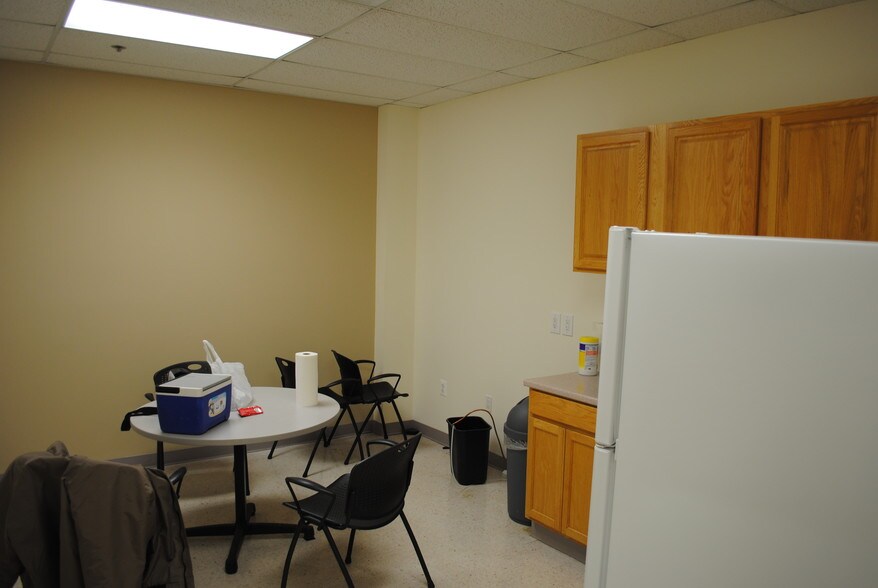 More Photos Of 1115 Garrisonville Rd, Stafford Office For Lease