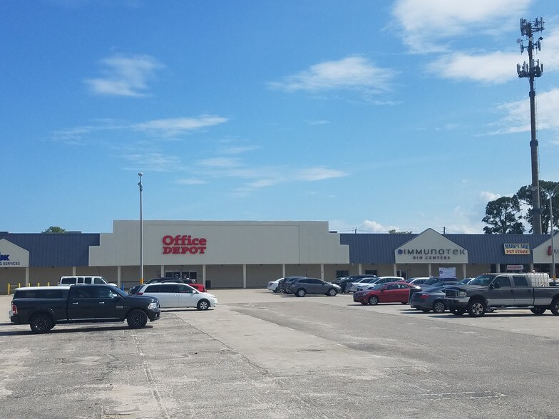 More Photos Of 4558-4624 Lake Worth Rd, Greenacres Restaurant For Lease