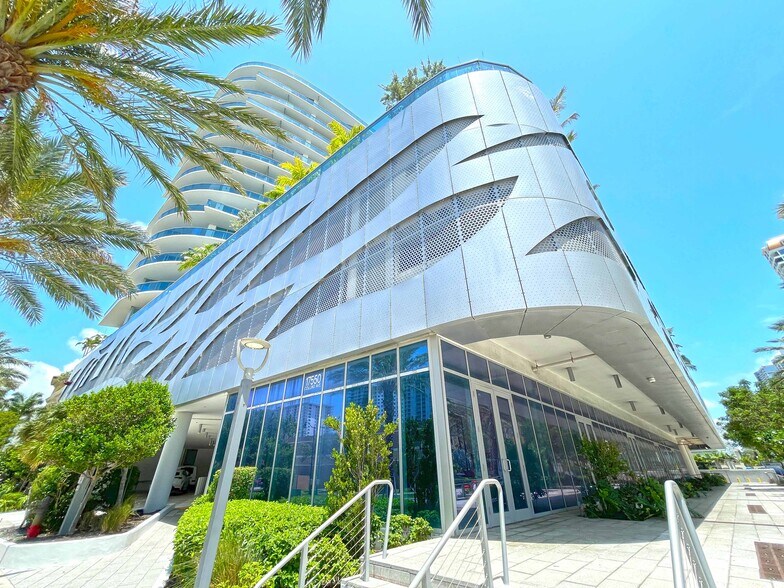 More Photos Of 17550 Collins Ave, North Miami Beach Apartments For Sale