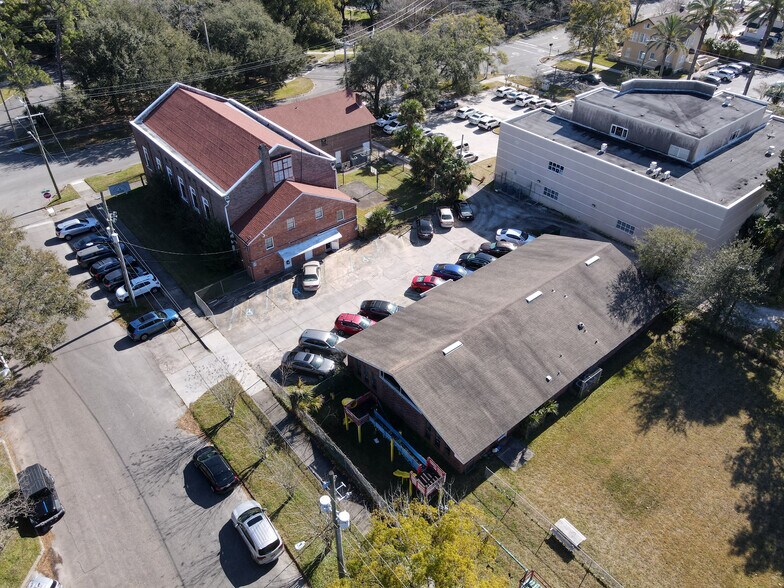 More Photos Of 856 Margaret St, Jacksonville Religious Facility For Sale