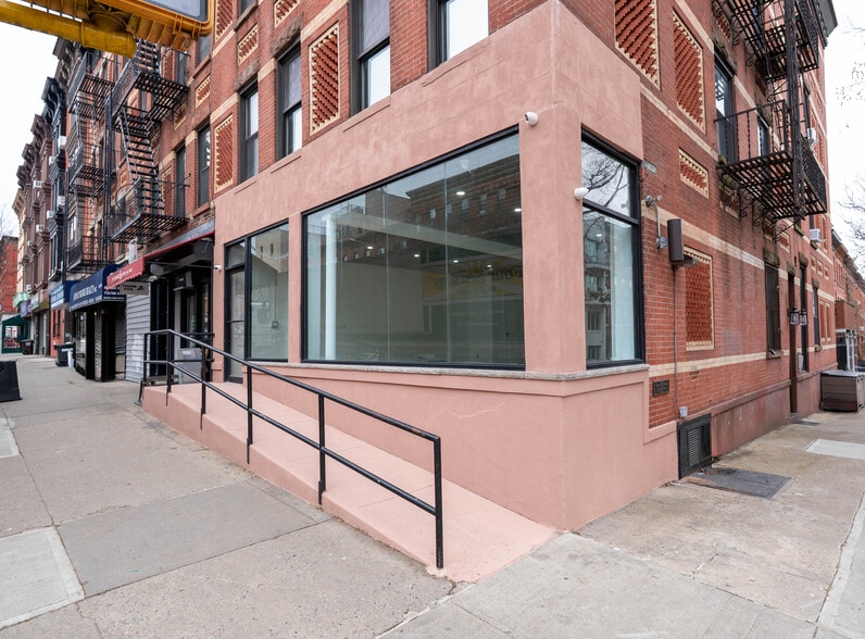 Primary Photo Of 408 7th Ave, Brooklyn Medical For Lease