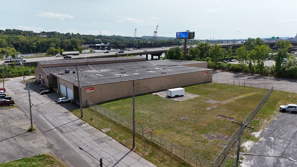 More Photos Of 10 N Ferry St, Albany Warehouse For Sale