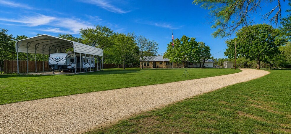 Primary Photo Of 986 Shiloh Rd, Bastrop Land For Sale