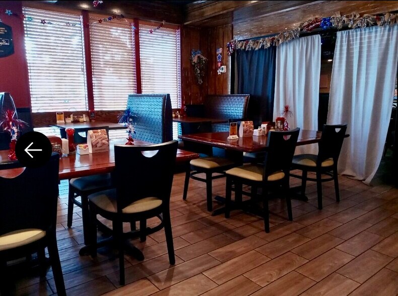 More Photos Of 5545 E Silver Springs Blvd, Silver Springs Restaurant For Sale