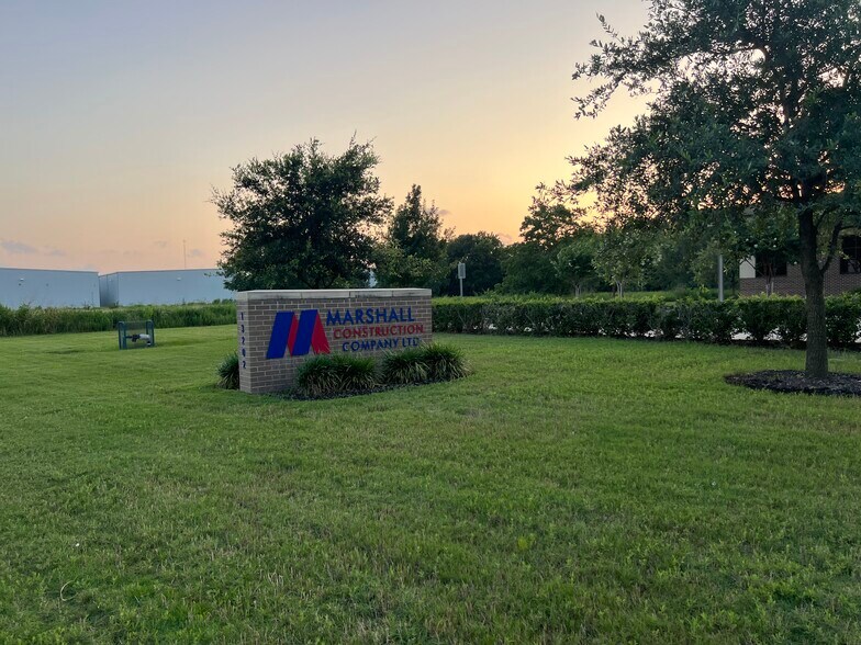 More Photos Of S Gessner Road @ Cravens Rd, Missouri City Land For Sale