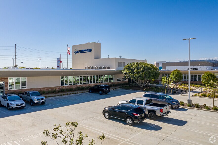 More Photos Of 4278 N Harbor Blvd, Fullerton Warehouse For Lease