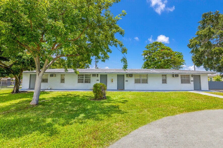 More Photos Of 1180 NW 99th St, Miami Religious Facility For Sale