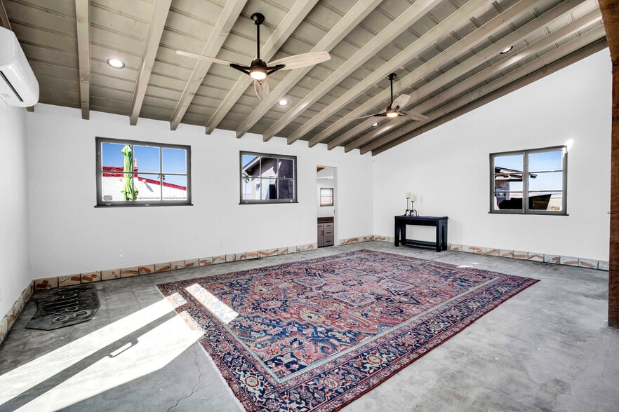 More Photos Of 5770 Adobe Rd, Twentynine Palms Freestanding For Sale