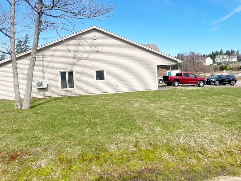 More Photos Of 2 Meadow Ln, Sackville Apartments For Sale