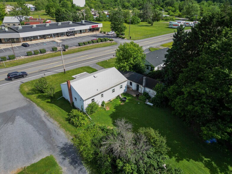 More Photos Of 1301 Benner Pike, State College Apartments For Sale