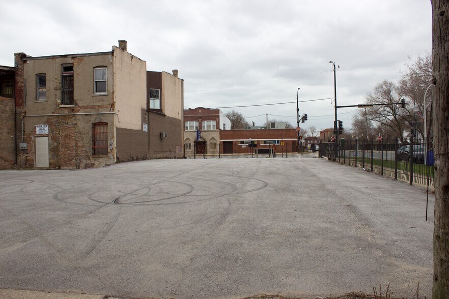 More Photos Of 6452 S Ashland Ave, Chicago Flex For Sale