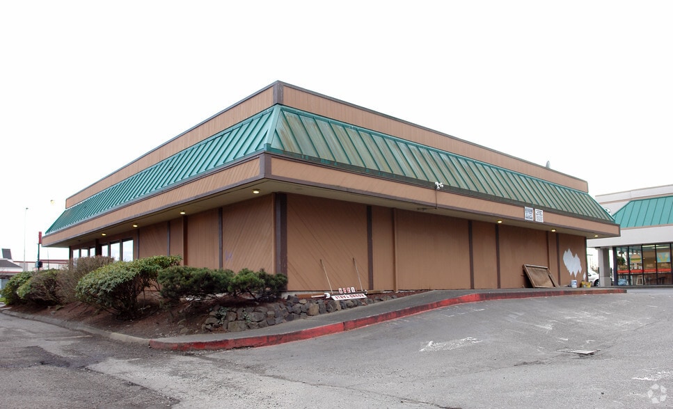 More Photos Of 302-330 SW 43rd St, Renton Unknown For Lease