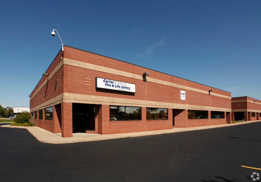 Primary Photo Of 55820 Grand River Ave, New Hudson Research And Development For Lease