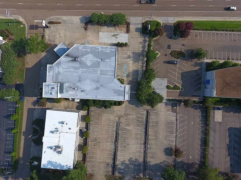 1501 Lakeland Dr, Jackson, MS 39216 Medical Office For Lease