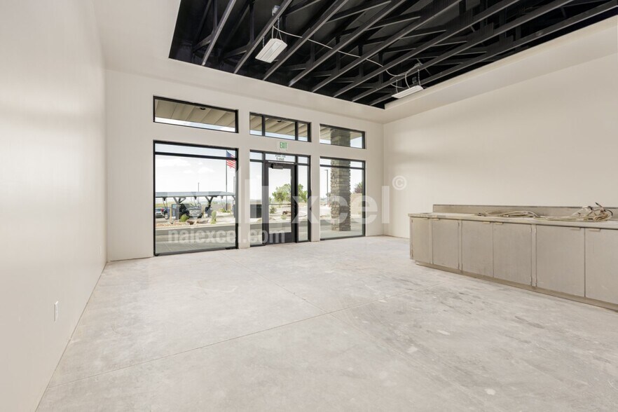 More Photos Of 355 3000 N, Cedar City Storefront Retail Office For Lease