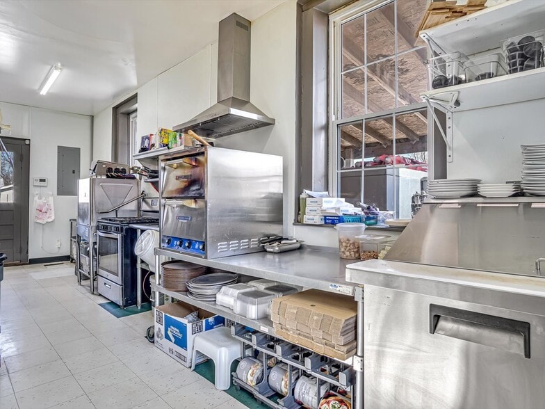 More Photos Of 214 Main St, Ruma Restaurant For Sale