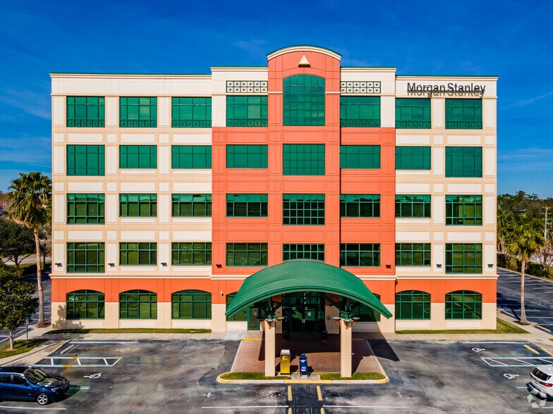 More Photos Of 4114 Woodlands Pky, Palm Harbor Office Residential For Lease