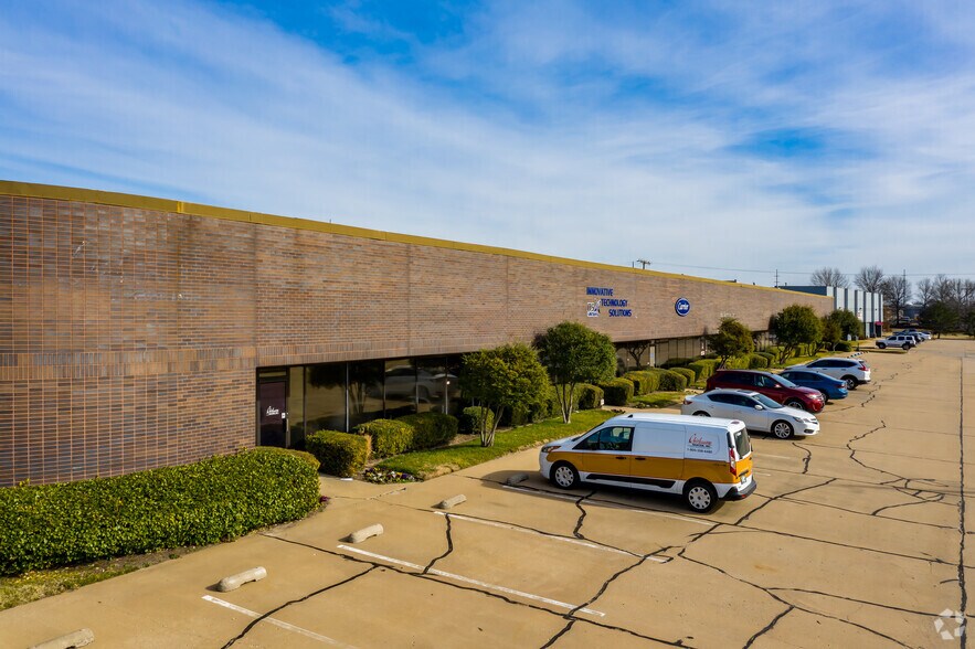 More Photos Of 5115-5129 S 110th East Ave, Tulsa Light Manufacturing For Lease