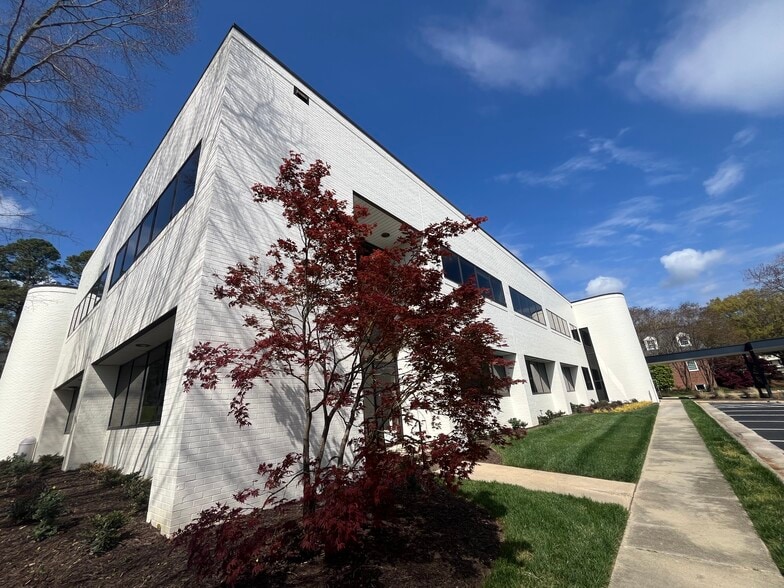 More Photos Of 3521 Haworth Dr, Raleigh Office Residential For Lease