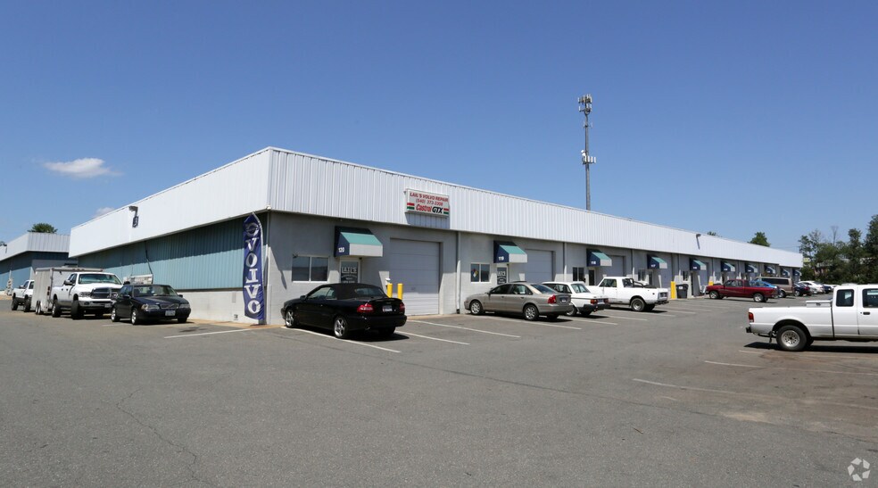 More Photos Of 33 McWhirt Loop, Fredericksburg Light Manufacturing For Lease