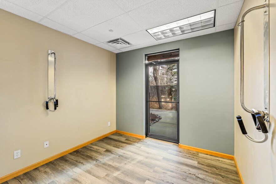 More Photos Of 505 Anglers Dr, Steamboat Springs Medical For Sale