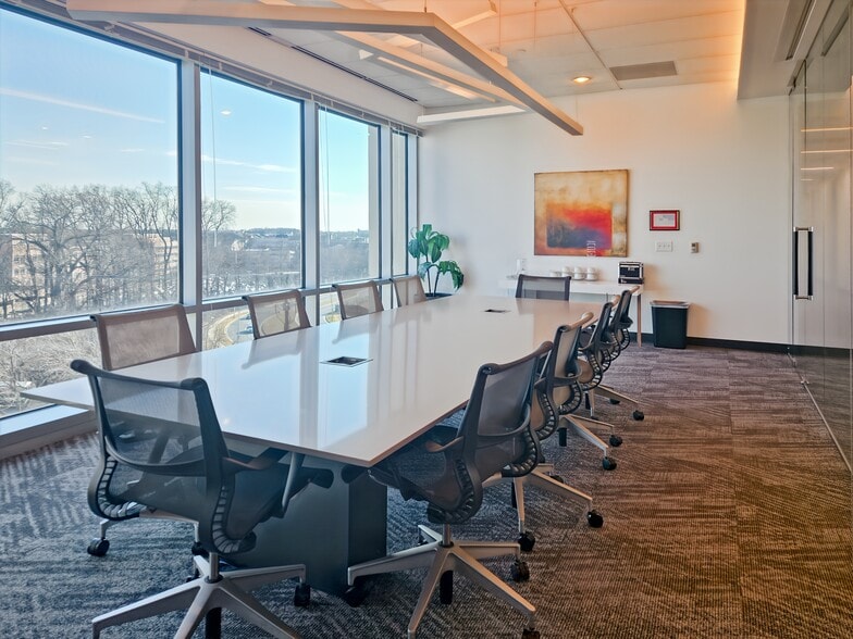 More Photos Of 9711 Washingtonian Blvd, Gaithersburg Coworking Space