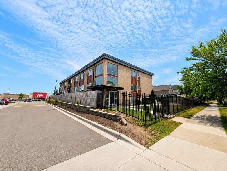 More Photos Of 1816-1818 Bryant Ave, Minneapolis Apartments For Sale