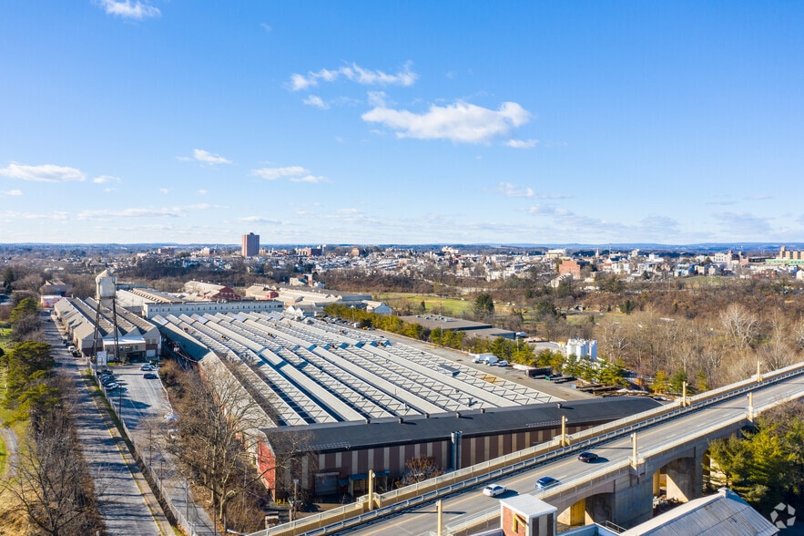 More Photos Of 635 S 10th St, Allentown Warehouse For Lease