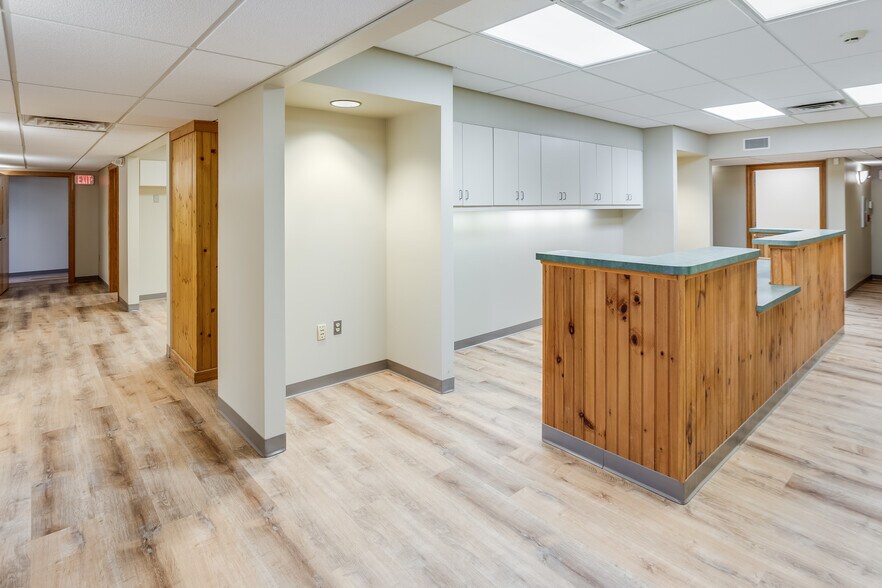 More Photos Of 138 N Main St, Canton Healthcare For Sale