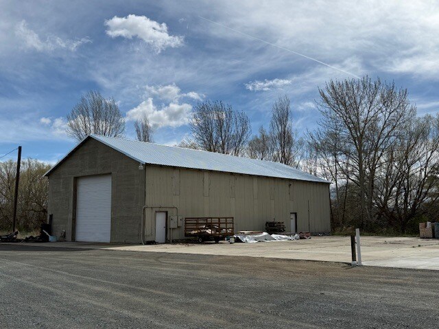 More Photos Of 150 Bidwell Rd, North Powder Industrial For Sale