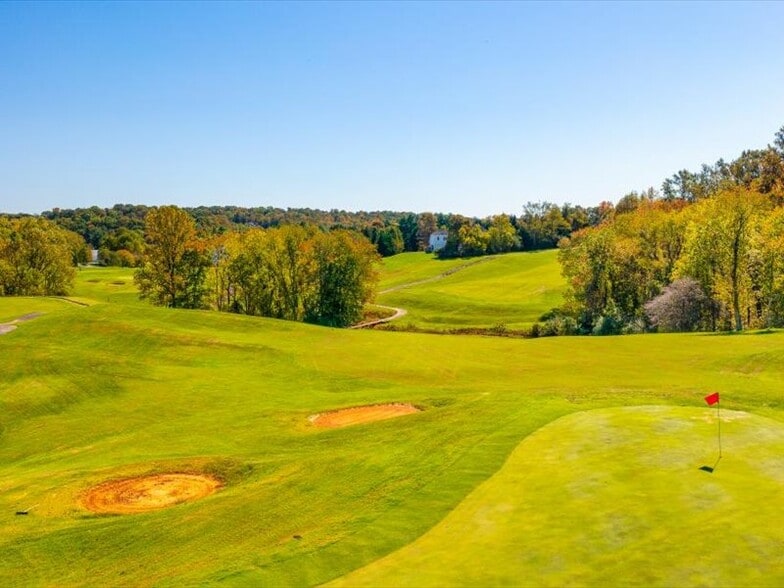 More Photos Of 1900 River Downs Dr, Finksburg Golf Course Driving Range For Sale