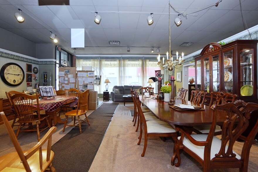 More Photos Of 1229 Castleton Ave, Staten Island Storefront For Lease