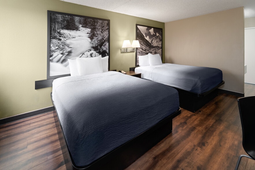 More Photos Of 4604 Rusina Rd, Colorado Springs Hotel For Sale