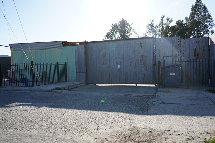 More Photos Of 3117-3125 W 5th St, Santa Ana Land For Lease