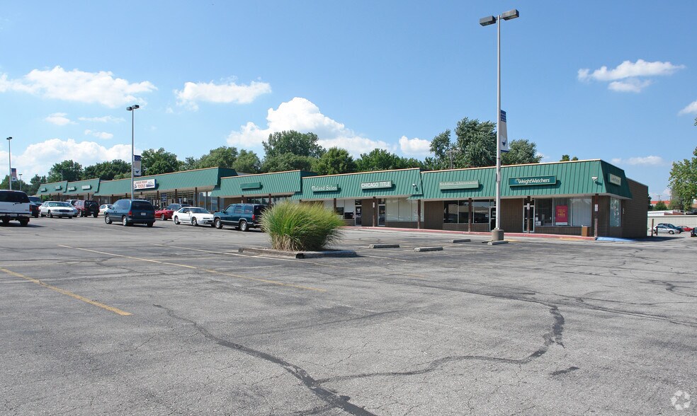 More Photos Of 4420-4484 S Noland Rd, Independence Unknown For Lease