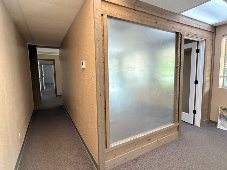 More Photos Of 319 Nevada St, Auburn Flex For Lease